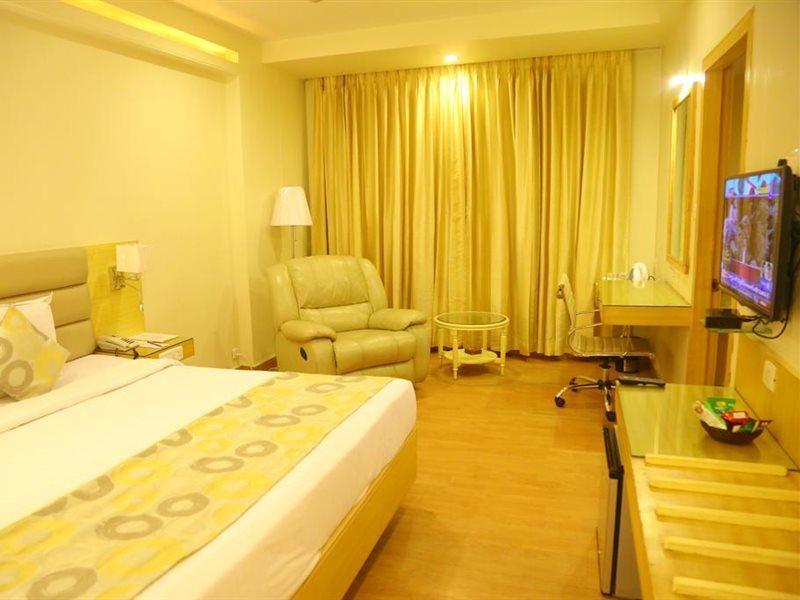Royal Fort Hotel Visakhapatnam Exterior foto